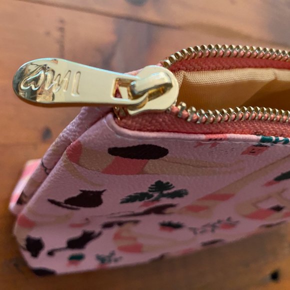 IMOSHION COSMETIC MAKEUP BAG NWT PINK WITH YOGA POSES, CACTUS & CATS - NWOT - Picture 4 of 5